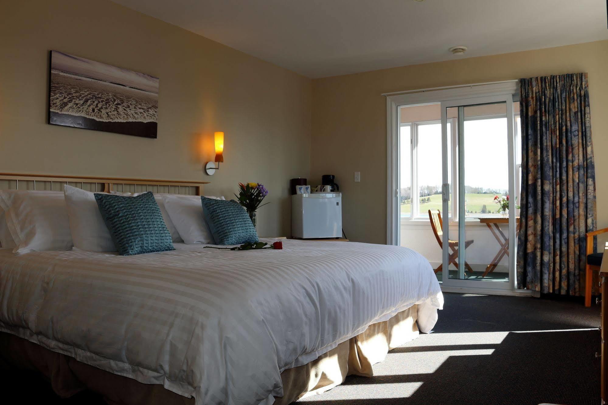 Rum Runner Inn Lunenburg Extérieur photo
