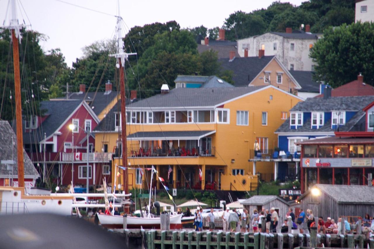 Rum Runner Inn Lunenburg Extérieur photo